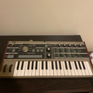 MicroKORG synthesizer